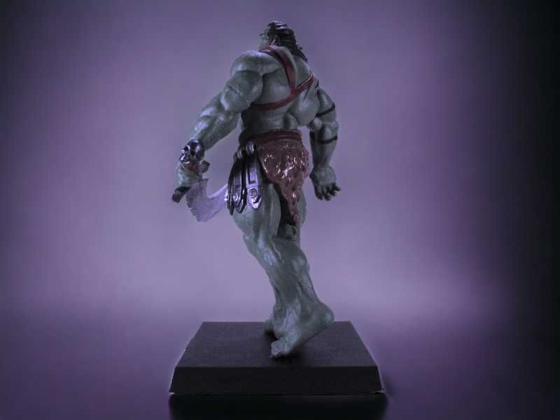 Figura inspirada no Skaar da Marvel