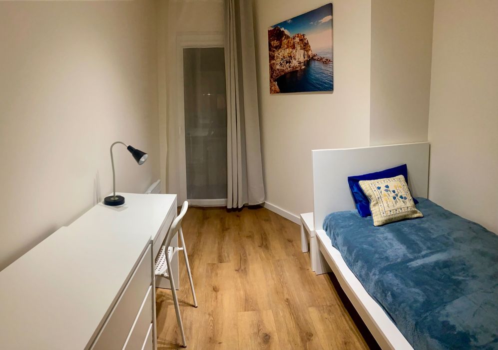 pokój w centrum, doskonale skomunikowany