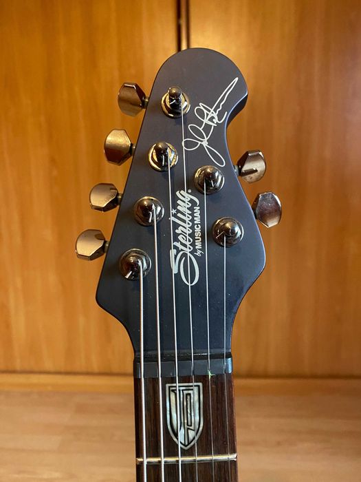 Sterling MAJ 100 (ADR) - Gitara elektryczna