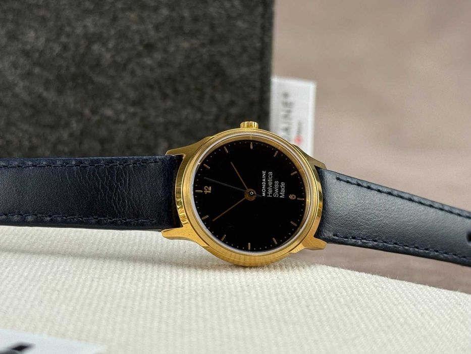 Relógio Mondaine Helvetica No1 Azul – Novo (Swiss Made)