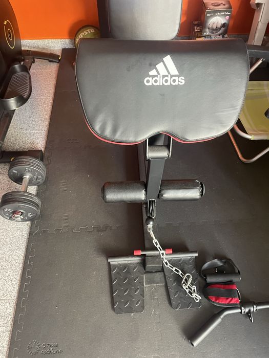 Máquina de Musculação Multifuncional Adidas – Como Nova!
