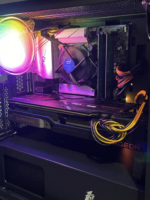 RX 6800 XT 16GB | 16GB DDR4 | i5-10500 | 250GB | 600W Ігровий ПК