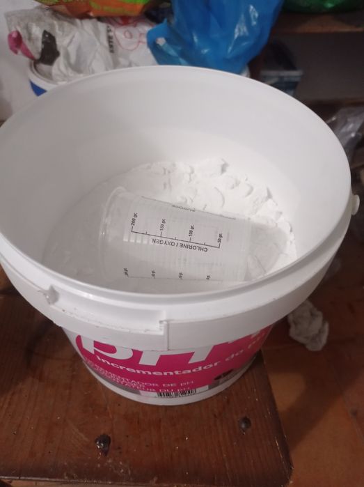 Ph+ para piscinas com 75% da capacidade total