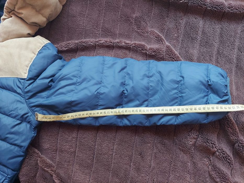 Куртка пуховик фірми levis strauss оригінал 

Розмір по бірці: S

Стан