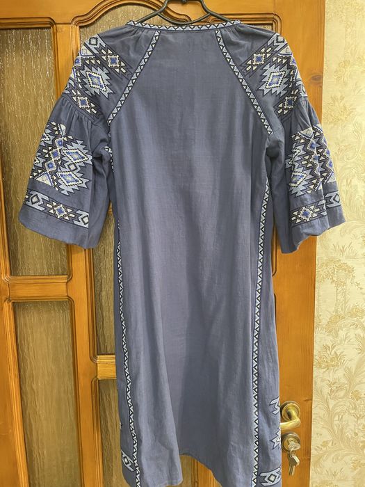 Вишите плаття