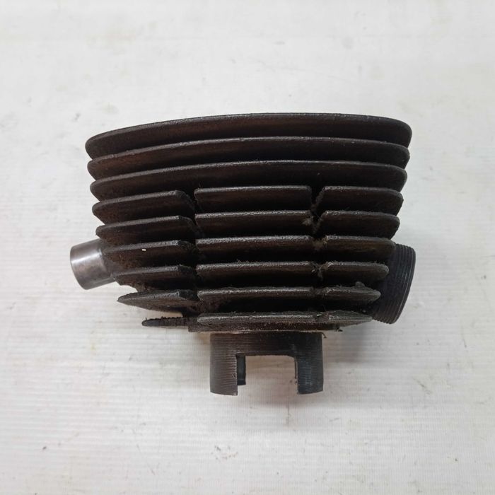 Cylinder żeliwny WSK 125 M060B3 PRL