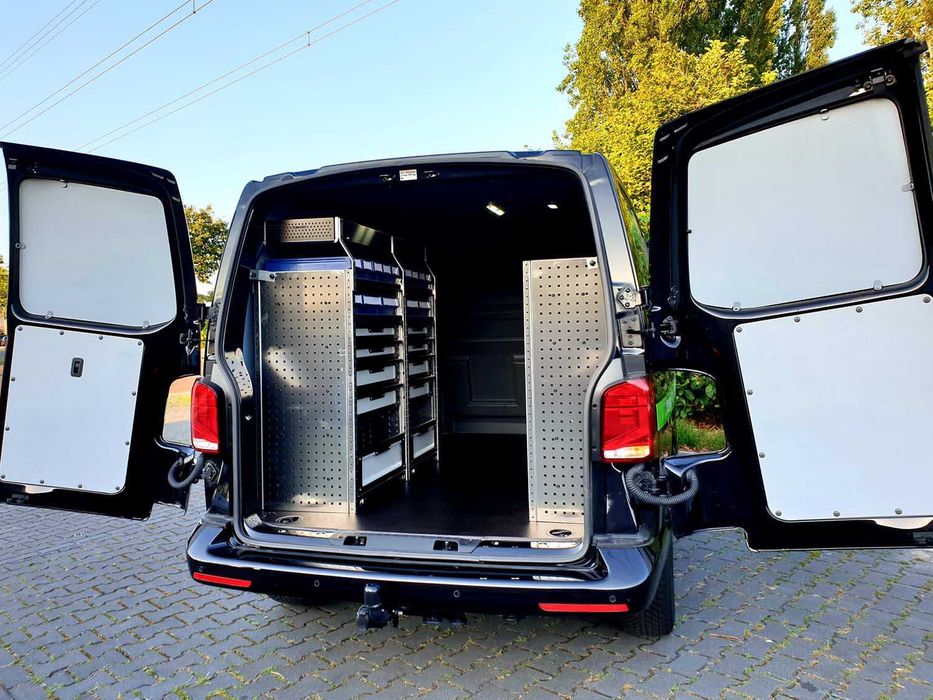 Regały TOM-LOCK do busa mobilny warsztat, szuflady, zabudowa serwisowa