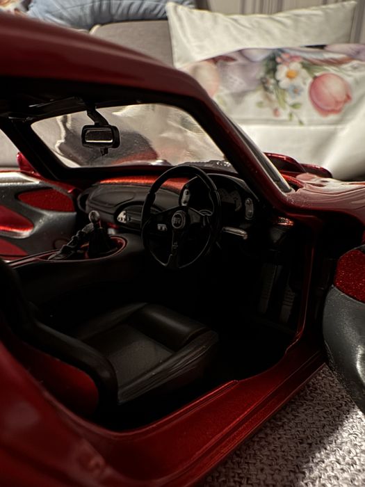 TVR Sagaris 1:18 Jadi