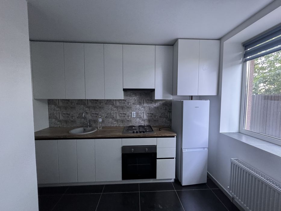 Продад 2к квартри с. Хотів
