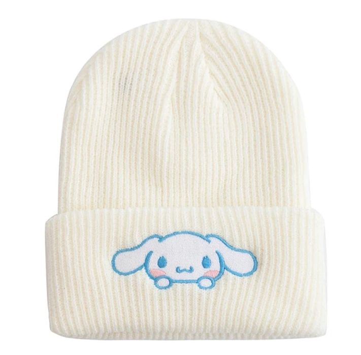 Шапка з cinnamoroll.