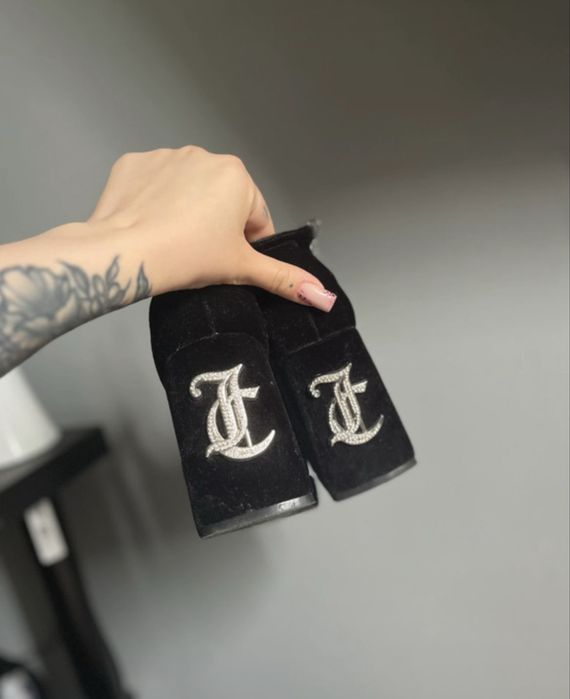 Juicy Couture czółenka czarne