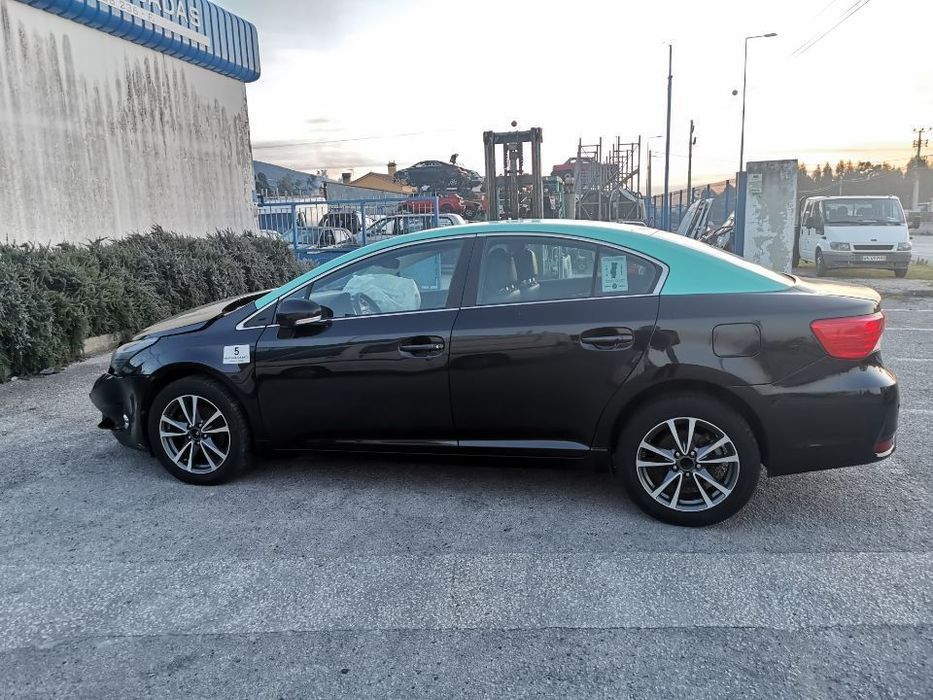 Peças Toyota Avensis do ano 2014