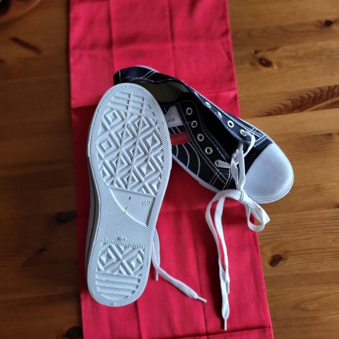 Nowe tenisówki trampki 39-40  uniseks