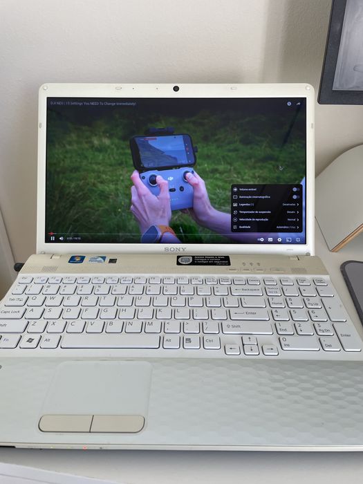 Sony Vaio vpceh1j8e