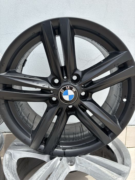 Jantes 18 5x120 Original BMW 1er F20/F21 2er F22/F23 COM DOIS PNEUS HANKOOK