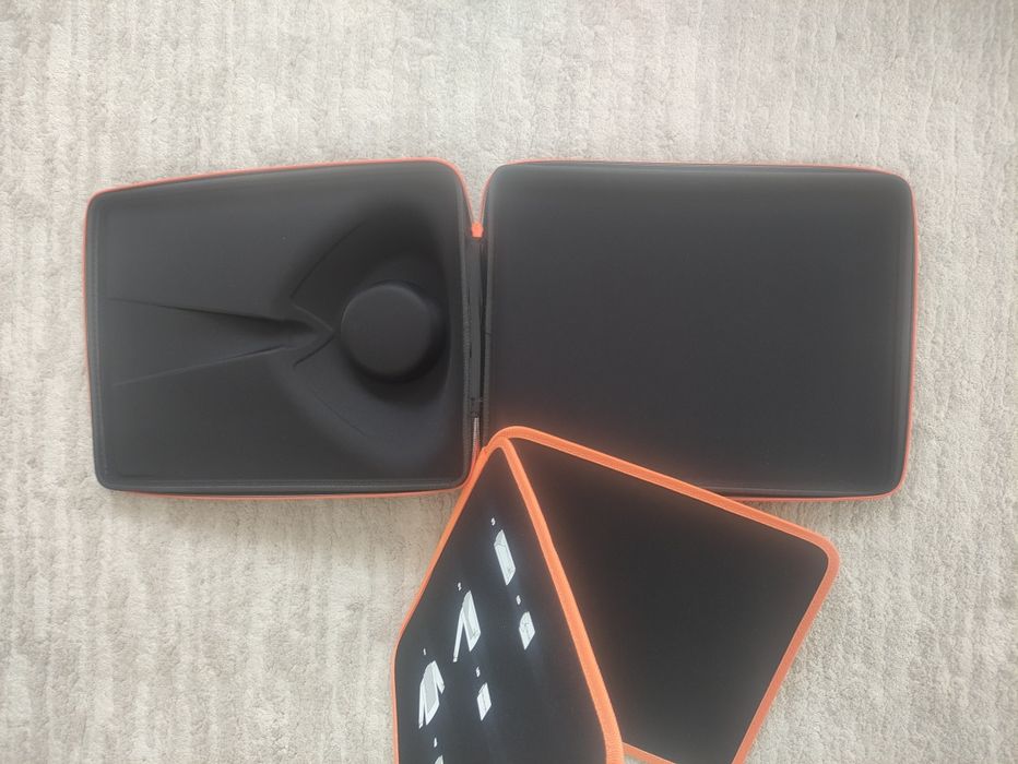 Podróżne etui na koszule , jak nowe , Packshi