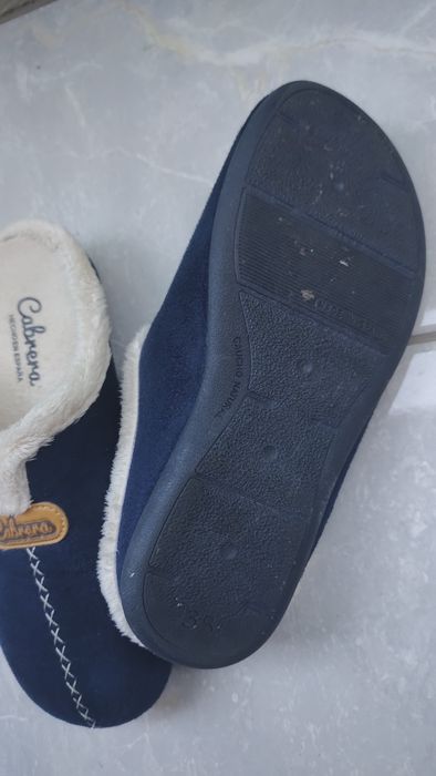 Chinelos de criança t35 em ótimo estado