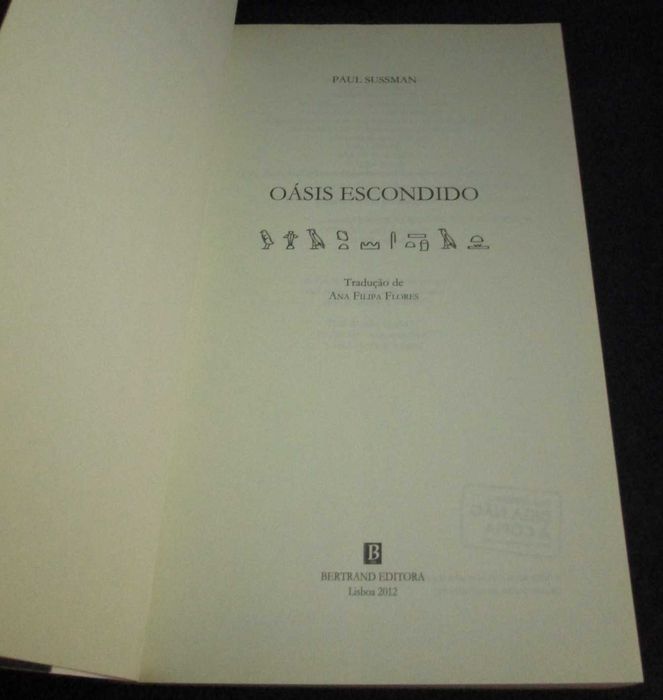 Livro O Oásis Escondido Paul Sussman
