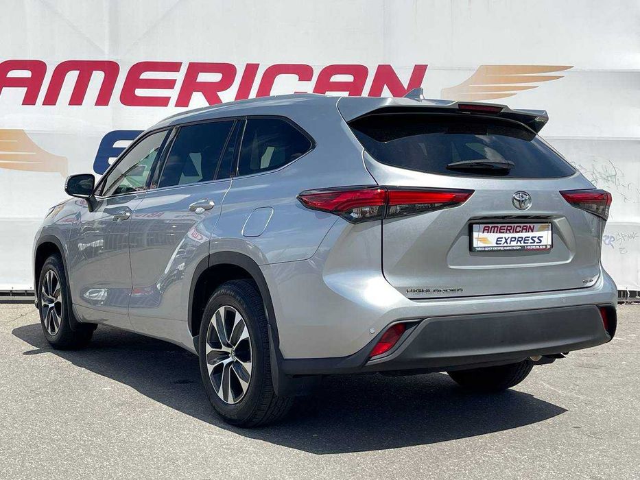 Toyota Highlander 2020 офіційний в розтермінування від 37000 грн/місяць