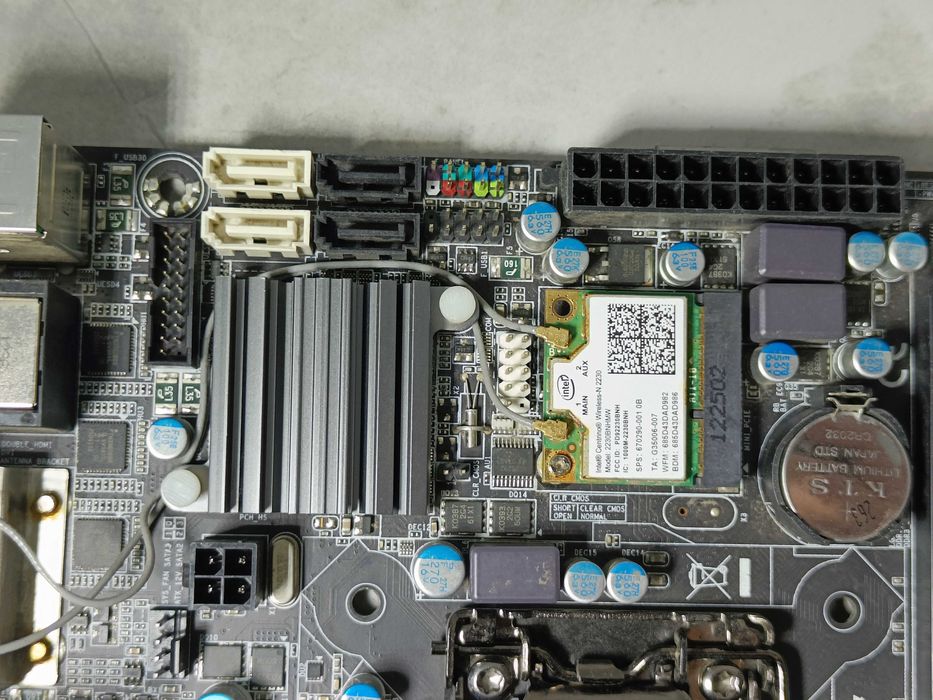 Материнська плата Gigabyte GA-Z77N-WiFi - MiniITX - LGA1155 з WiFi!