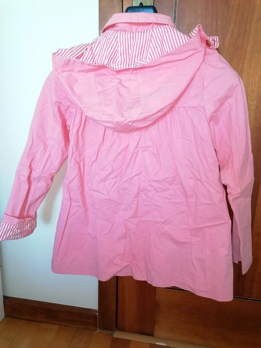 Capa  de menina com capuz