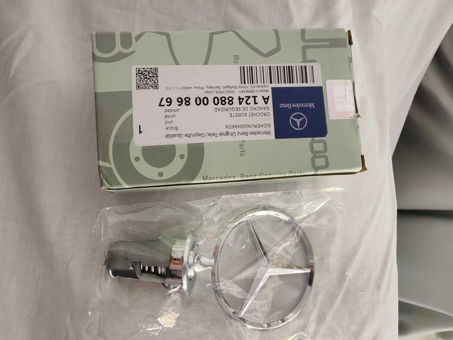 Mercedes , estrela emblema
