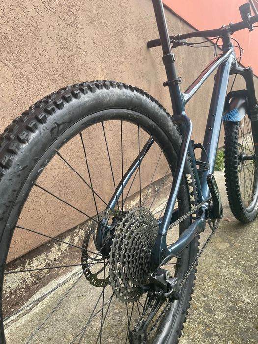 Rower MTB hardtail Giant Fathom 2, 2023 rozmiar L 29”