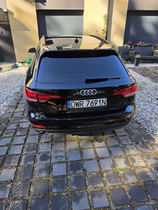 Audi A4 Avant B9