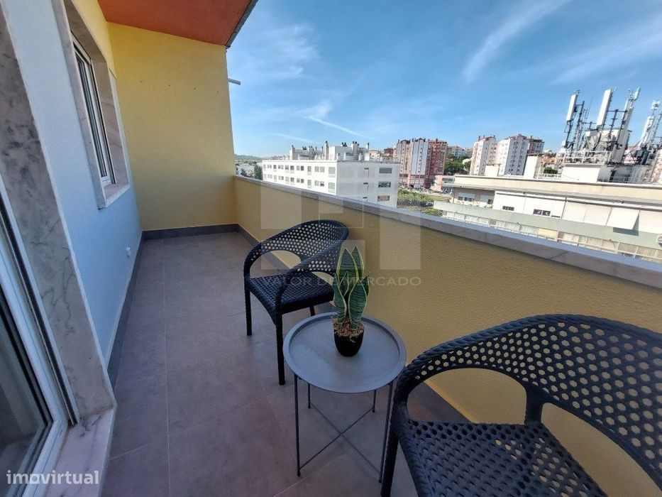 Apartamento T3 EM REMODELAÇÃO, 3º andar, Rua Engenheiro Nobre Guedes