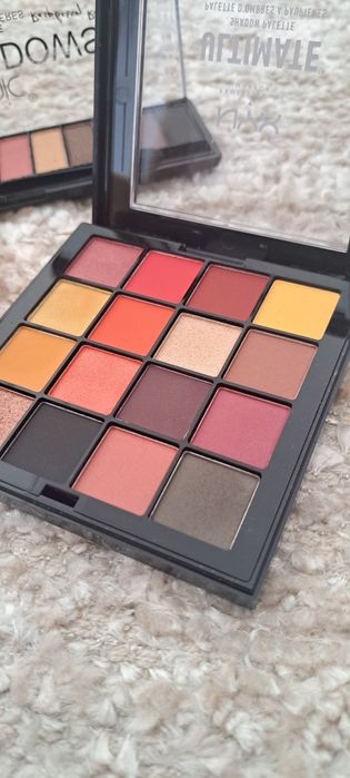 Maquilhagem em ótimo estado