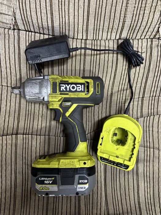 Klucz udarowy  RYOBI RIW18 600 nm