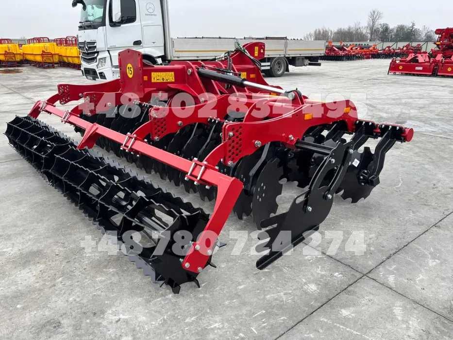 Brona Talerzowa Składana Hydraulicznie Agregat STRUMYK