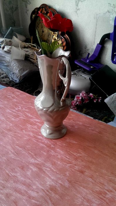 Шикарная красивая ваза РОЗА фарфор СССР в новом состоянии