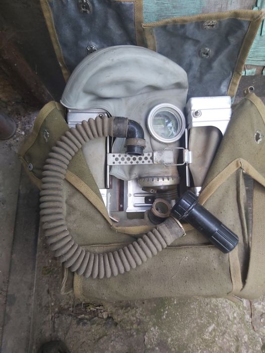 Противогаз новый Американский противогаз ,противогаз ИП-46