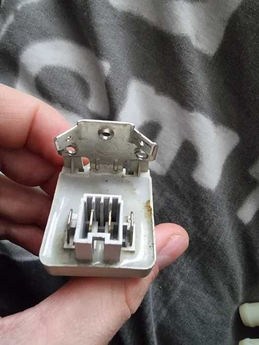 Мережевий фільтр KNB7425 для пральної машини Whirlpool