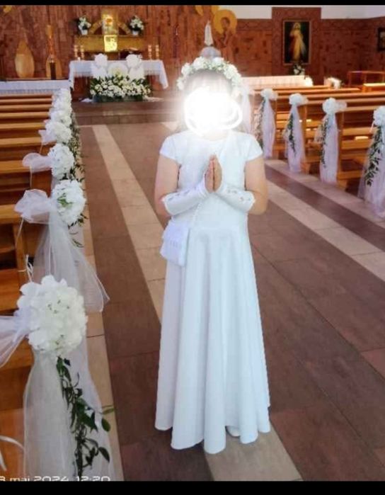 Sukienko-alba, torebka, rękawiczki I wianek