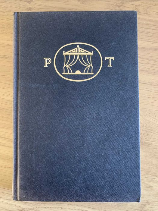 Livros variados e baratos em português