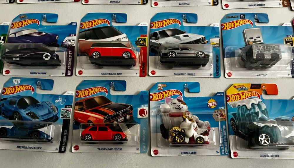 Hot Wheels - 90 sztuk, Stan Idealny