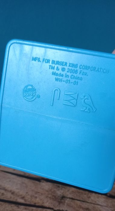 Burger King zabawka z 2006 r. Wyspy Wielkanocne