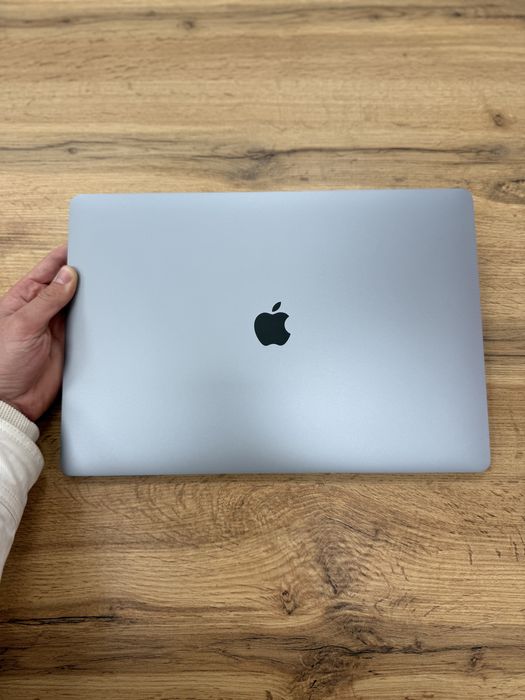 Магазин - 16” 2019 MacBook Pro i9/16GB/1TB SpaceGray - Рідна Батарея: 100% - Гарантія