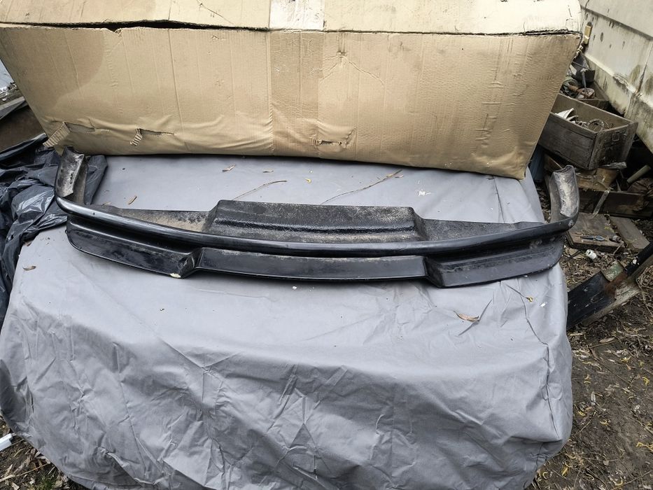 Dokładka zderzaka przedniego BMW E36 rarytas Harmann