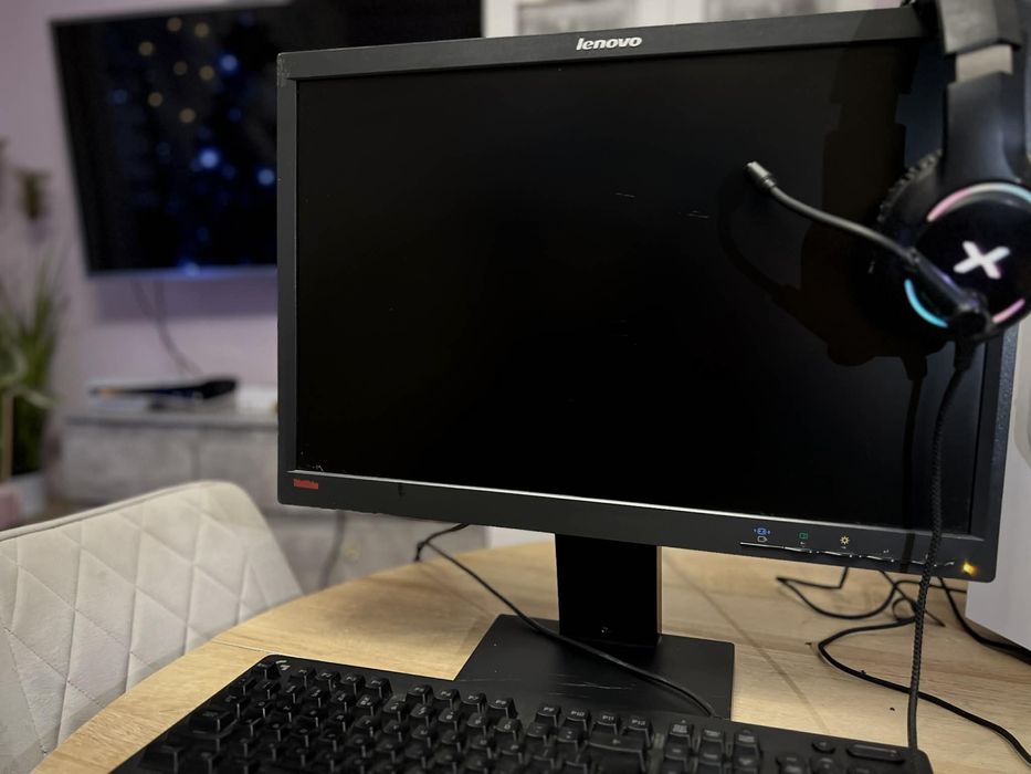 Komputer do gier pelen zestaw