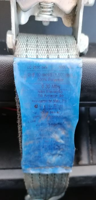 Esticador para cintas de carga