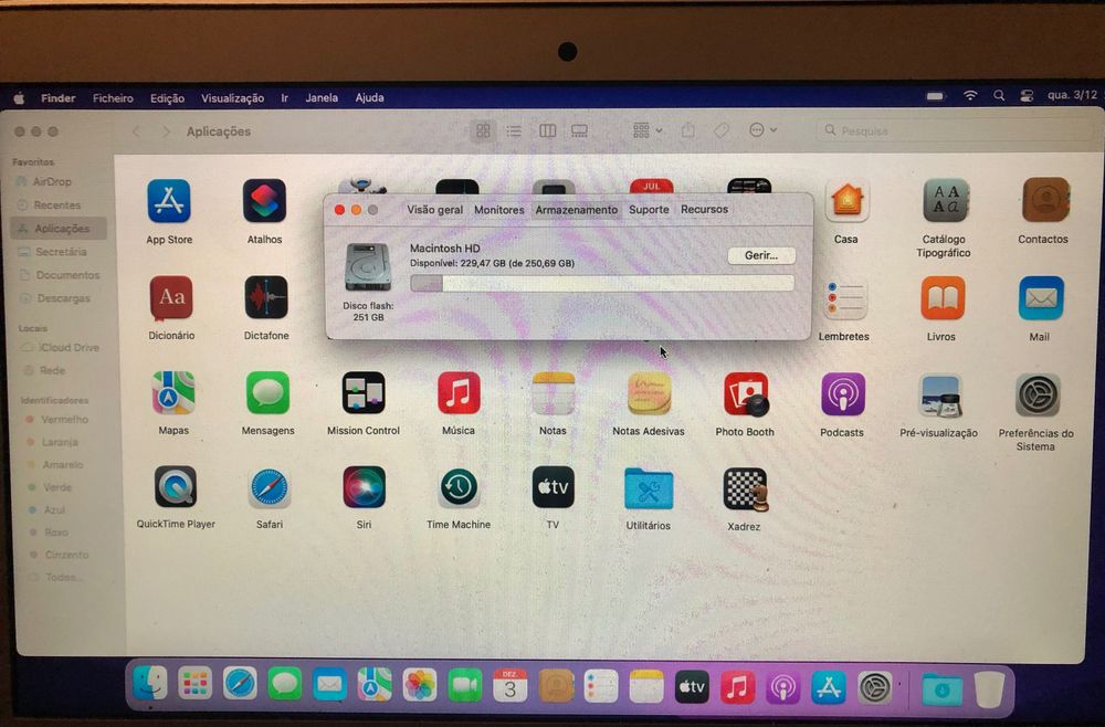 MacBook Air Ecrã de 11,6", Intel Core i5 Mac OS Monterey - 250GB disco