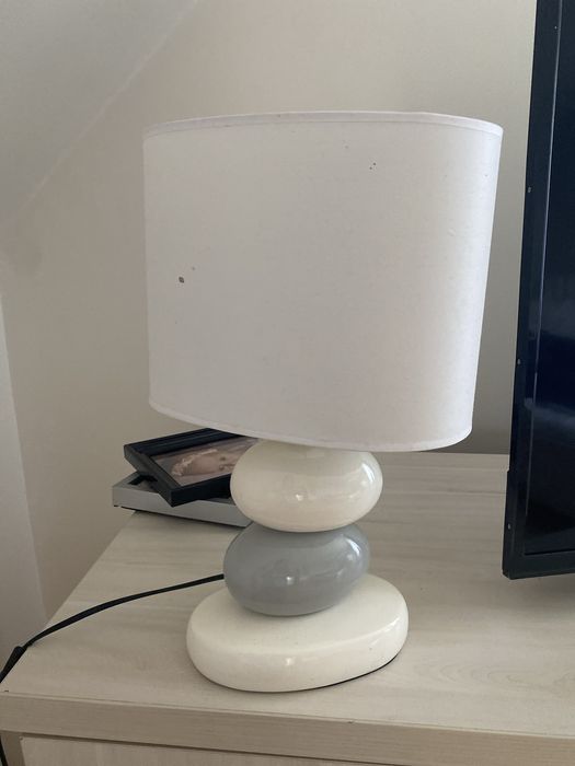 Lampka nocna na stolik nocny