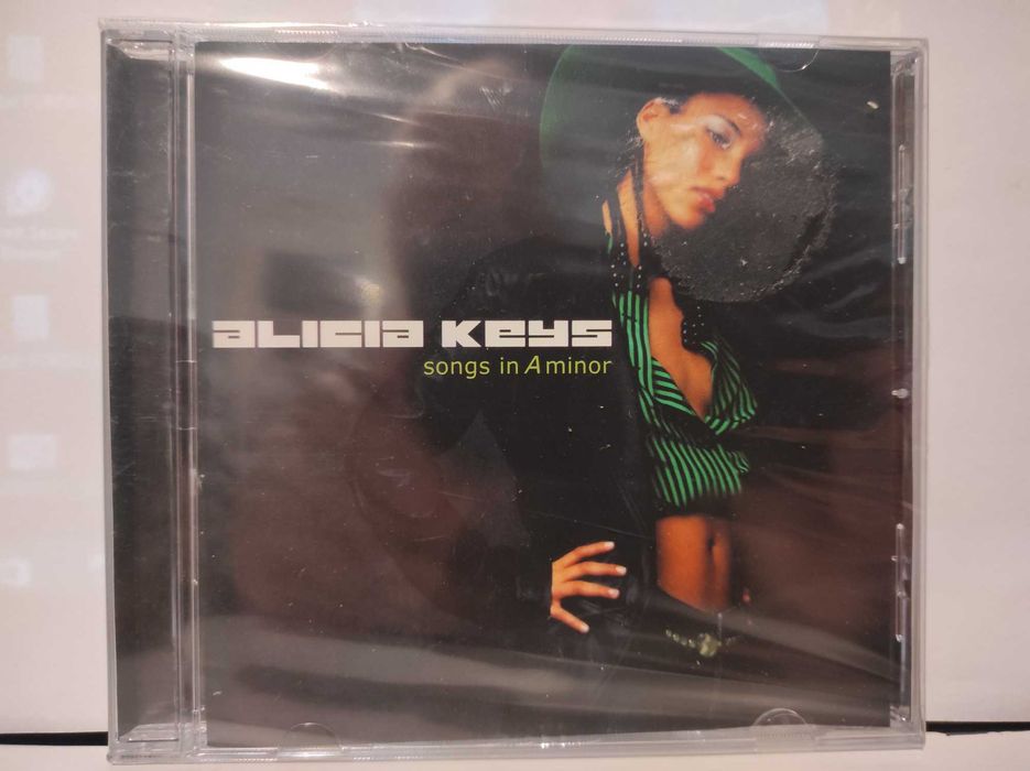 CD muzyka w folii oraz 2000 innych -sprzedam