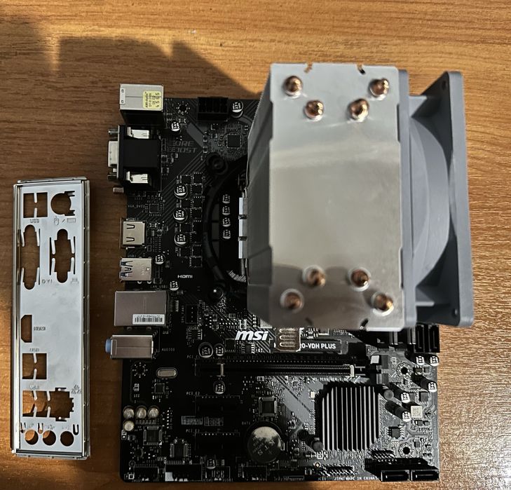 Продам Комплект I5 9600KF/MSI h310m pro-vdh plus/16GB DDR4/Кулер Aigo