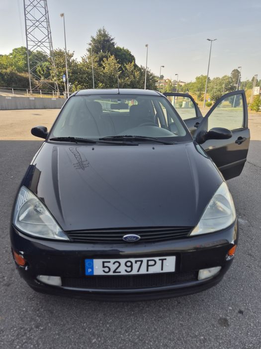 Ford Focus 1.4 Gasolina - Muito Estimado - Inspeção até 06/2027