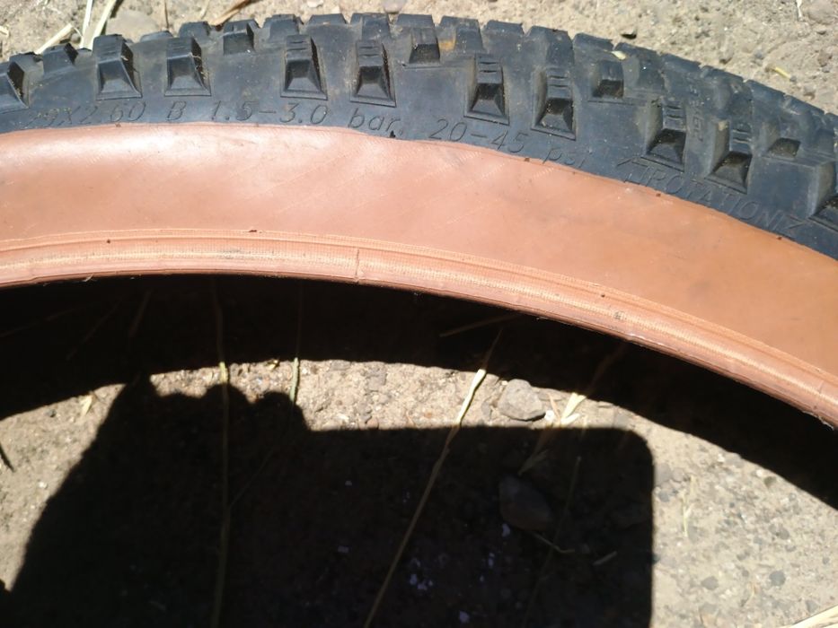 Дві велошини . Бувші в ужитку.