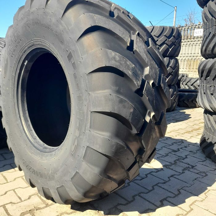 Opona 560/60R22.5 PT-Flot Steel Belted 165D TL Petlas